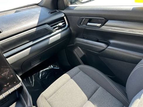 Used 2025 GMC Terrain Elevation AWD/4WD image 22