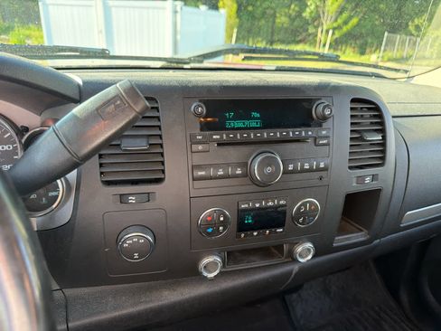 Used 2008 Chevrolet Silverado 1500 LT w/ Power Pack Plus AWD/4WD image 11