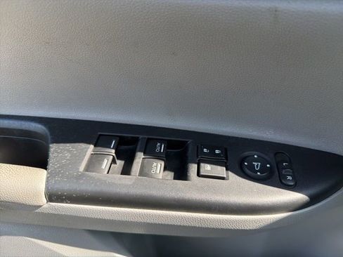 Used 2013 Honda Accord EX-L image 19