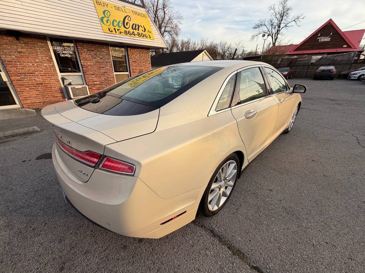 Used 2015 Lincoln MKZ Hybrid FWD image 6