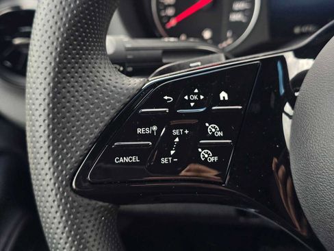 Used 2025 Mercedes-Benz Sprinter 2500 image 28