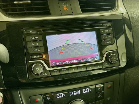 Used 2018 Nissan Sentra SV FWD image 21