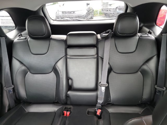 Used 2019 Jeep Cherokee Limited FWD image 9