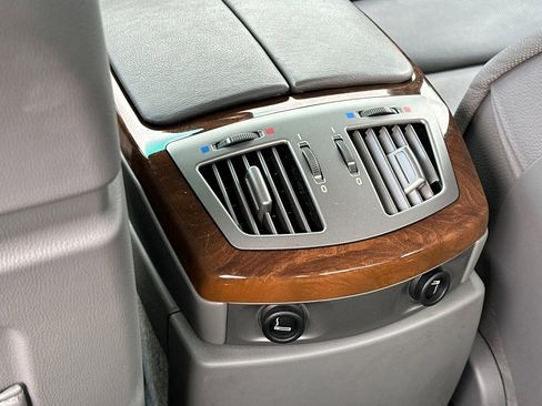 Used 2007 BMW 750Li image 13