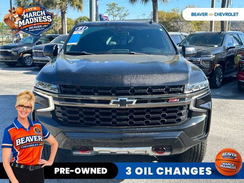 Used 2021 Chevrolet Tahoe Z71 w/ Rear Media and Nav Package image 3
