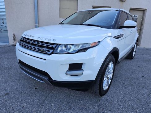 Used 2015 Land Rover Range Rover Evoque Pure image 13