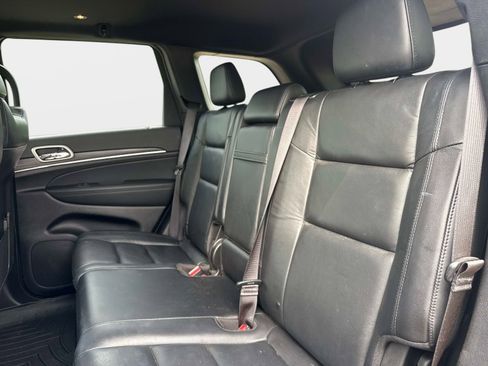 Used 2021 Jeep Grand Cherokee Limited RWD image 12