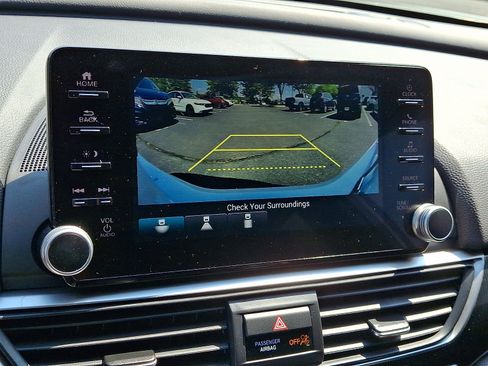 Used 2022 Honda Accord Sport image 17