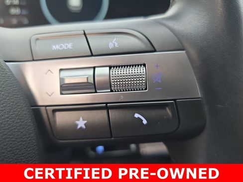 Used 2025 Hyundai Kona SEL image 18