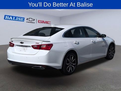 Used 2024 Chevrolet Malibu RS FWD image 3