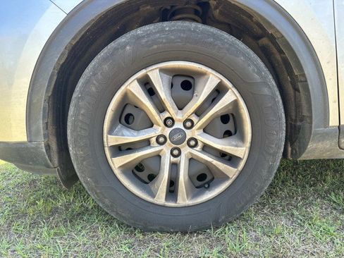 Used 2021 Ford Escape S image 4