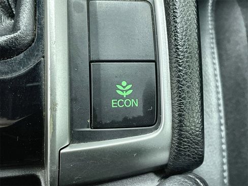 Used 2021 Honda Civic Sport image 18