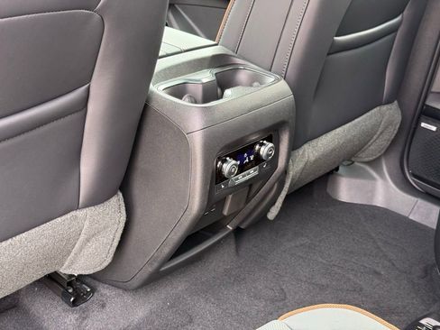 New 2026 GMC Acadia AT4 w/ Super Cruise Package image 24