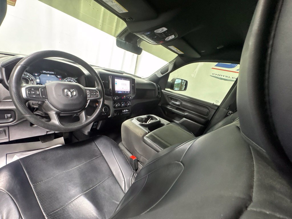 Used 2025 RAM 1500 Warlock AWD/4WD image 31
