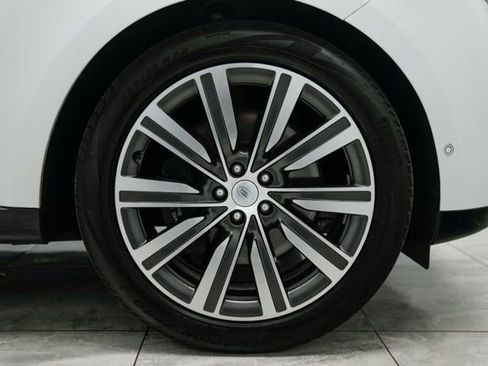 Used 2023 Land Rover Range Rover Autobiography image 36