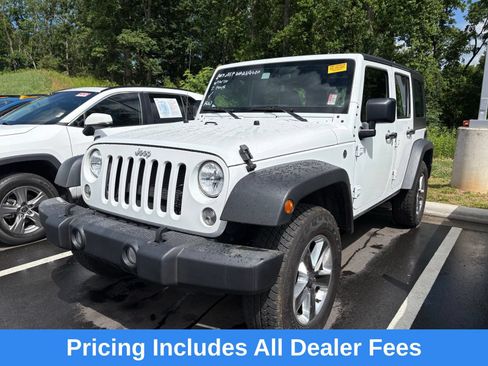 Used 2017 Jeep Wrangler Unlimited Sport AWD/4WD image 3