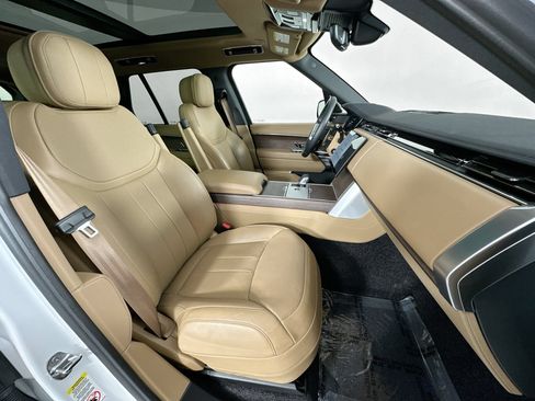 Certified 2025 Land Rover Range Rover SE AWD/4WD image 27