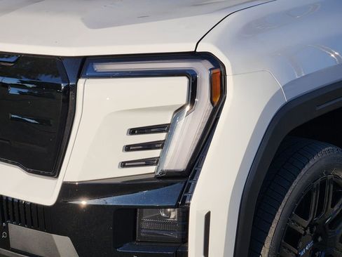 New 2026 GMC Sierra EV Elevation w/ LPO, Elevation Dark Package AWD/4WD image 5