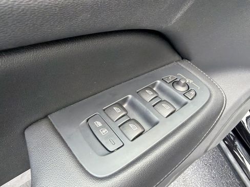 Used 2025 Volvo S60 B5 Plus FWD image 62