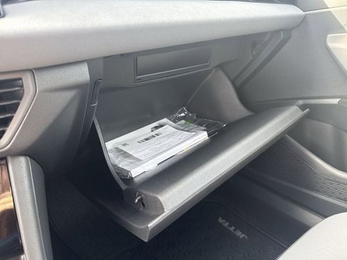 New 2026 Volkswagen Jetta SE image 41