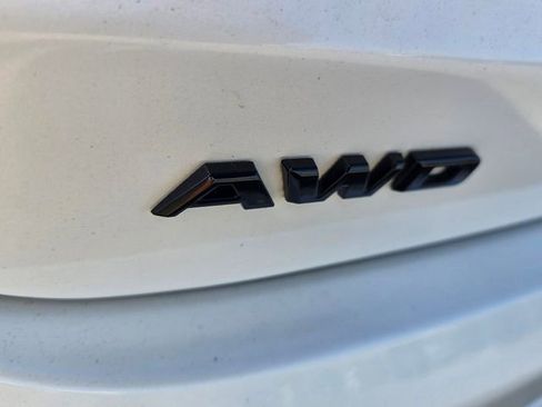 Used 2023 Cadillac XT6 Sport AWD/4WD image 12