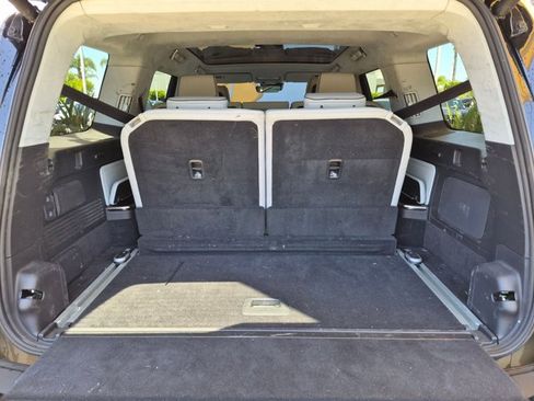 Used 2023 Rivian R1S Adventure AWD/4WD image 6