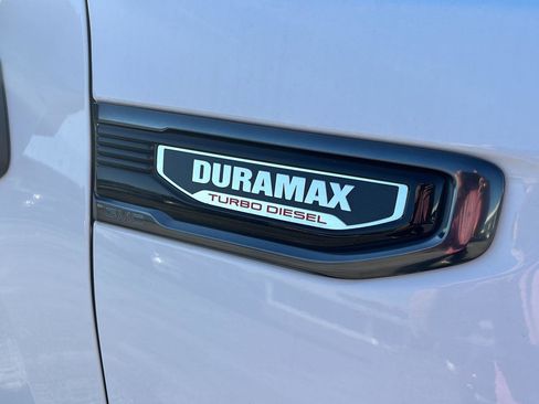 Used 2023 GMC Sierra 1500 AT4 w/ AT4 Premium Package image 10