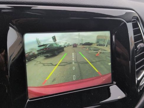 Used 2021 Jeep Compass Altitude image 28