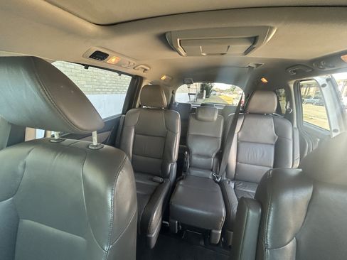 Used 2012 Honda Odyssey EX-L image 19