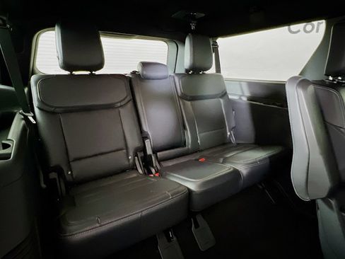 New 2026 Ford Expedition Max Platinum w/ Stealth Performance Package AWD/4WD image 17