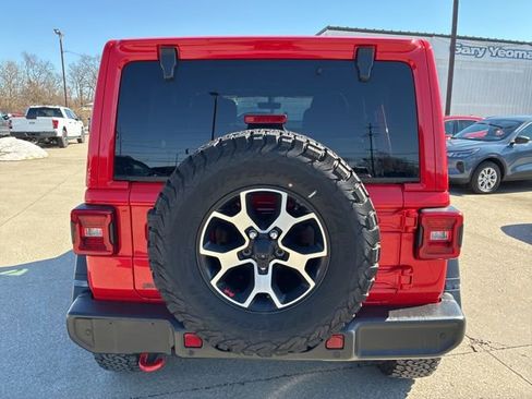 Used 2022 Jeep Wrangler Unlimited Rubicon w/ Cold Weather Group image 6