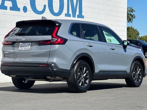 Used 2026 Honda CR-V EX-L image 4