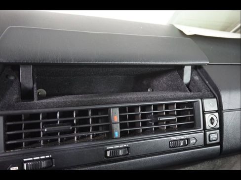 Used 2002 Mercedes-Benz SL 500 image 20