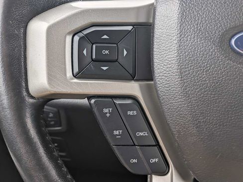Used 2020 Ford F150 Lariat w/ Trailer Tow Package AWD/4WD image 23