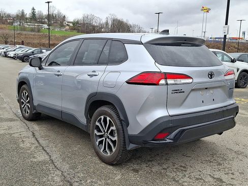 Used 2025 Toyota Corolla Cross AWD Hybrid image 4