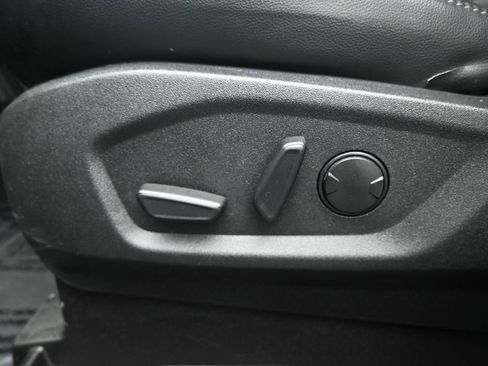 Used 2024 Ford Edge SEL AWD/4WD image 10
