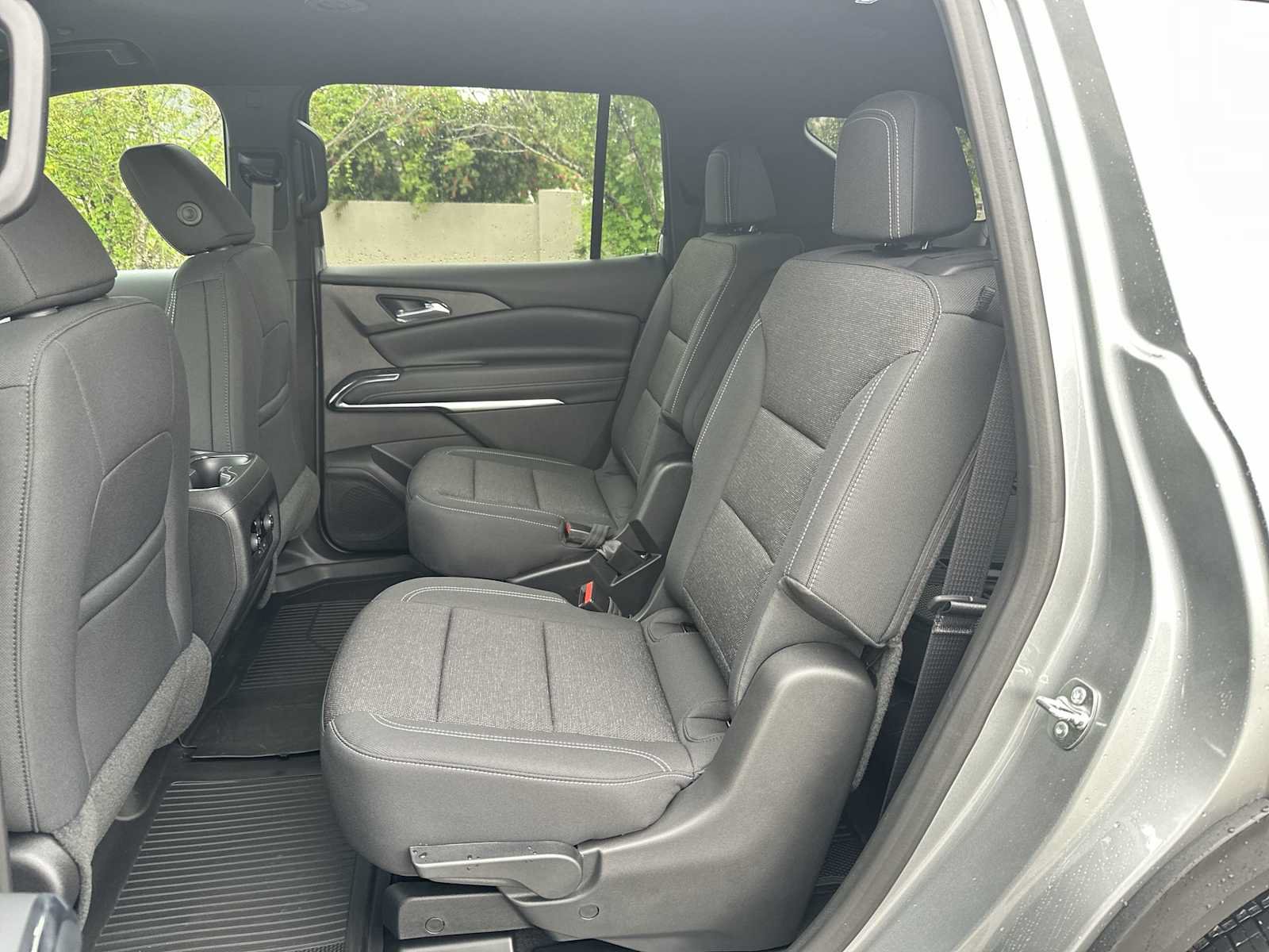 New 2026 Chevrolet Traverse LT w/ LPO, Floor Liner Package FWD image 17