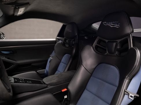 Used 2023 Porsche 718 Cayman GT4 RS w/ Weissach Package RWD image 64
