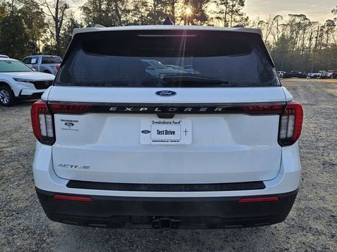 New 2026 Ford Explorer Active image 11