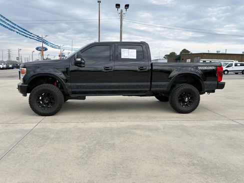 Used 2022 Ford F250 Lariat w/ Tremor Off-Road Package image 2