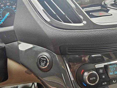 Used 2015 Ford Escape Titanium AWD/4WD image 18
