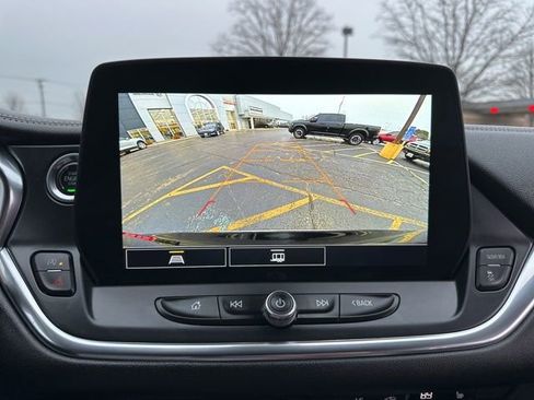 Used 2023 Chevrolet Blazer LT image 48