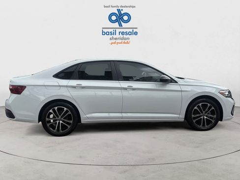Used 2023 Volkswagen Jetta Sport FWD image 7