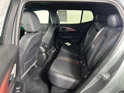 Used 2025 Chevrolet Equinox EV RS image 23