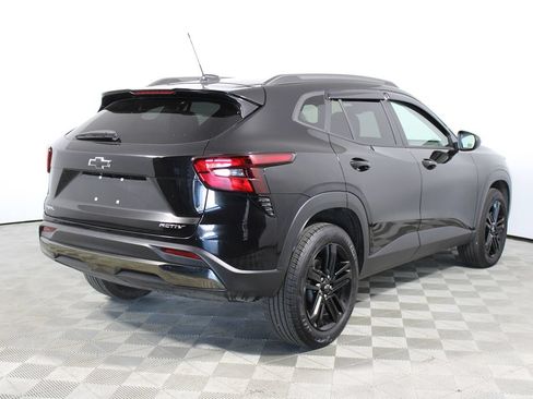 Used 2026 Chevrolet Trax ACTIV FWD image 6