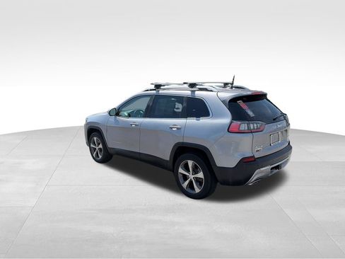 Used 2019 Jeep Cherokee Limited w/ Trailer Tow Group AWD/4WD image 4