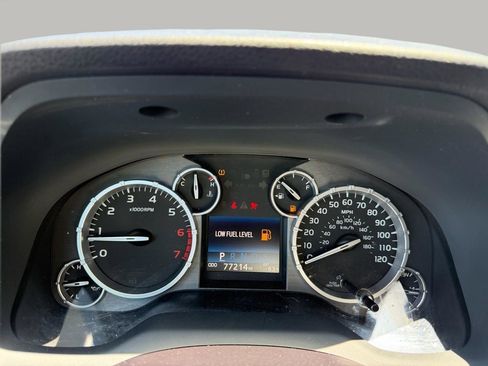 Used 2016 Toyota Tundra SR5 w/ SR5 Upgrade Package RWD image 37