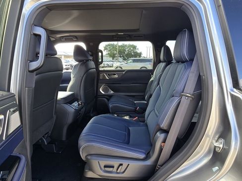 New 2026 INFINITI QX80 4WD image 14