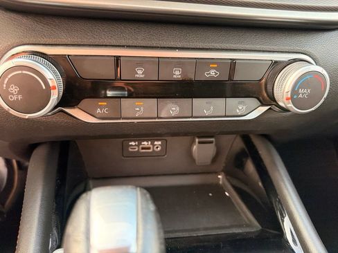 Used 2024 Nissan Altima 2.5 SR FWD image 17