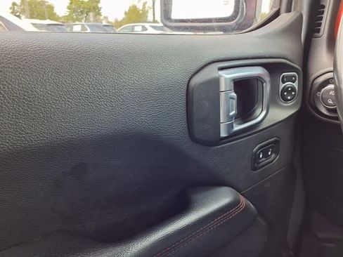 Used 2020 Jeep Gladiator Rubicon AWD/4WD image 21